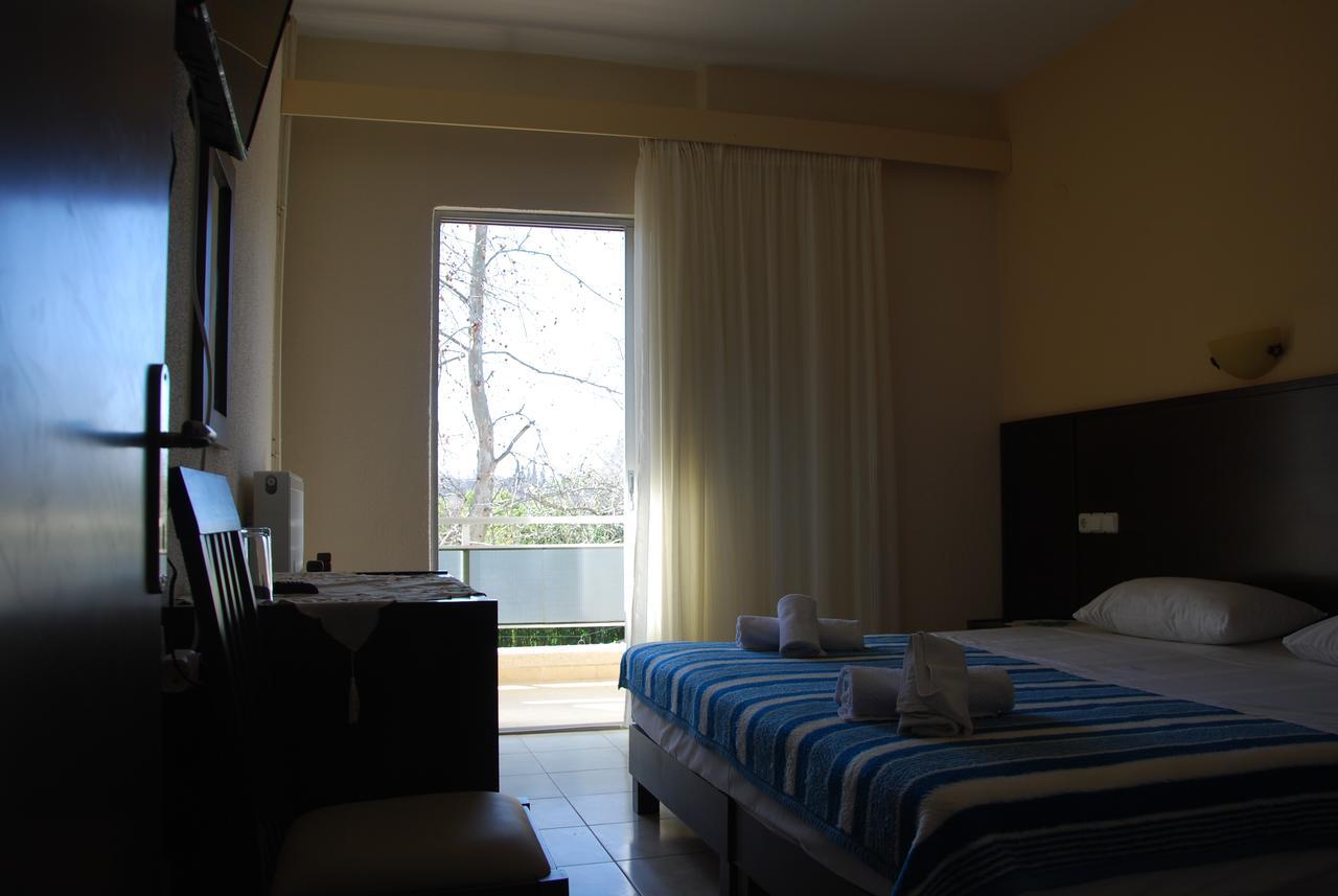 Hotel Achillion 마크리기알로스 외부 사진
